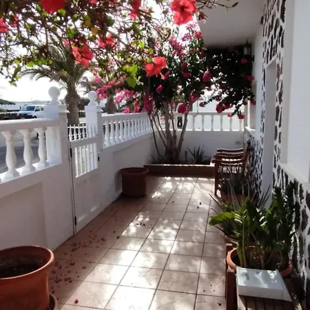 Сasa de vacaciones Casa M & A La Oliva